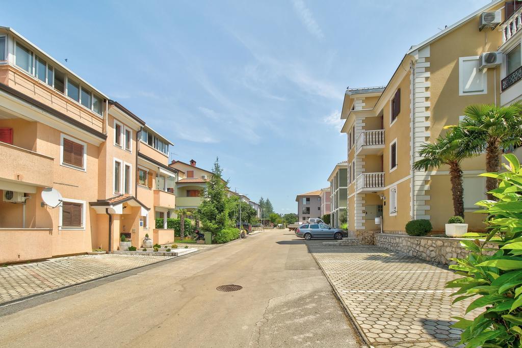 Apartments Vera Умаг Екстер'єр фото